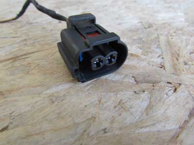 BMW 2 Pin Black Connector w/ Pigtail 6931910